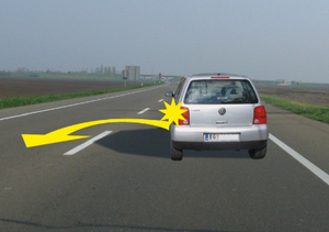 Slika uz pitanje: U situaciji prikazanoj na slici, na motoputu