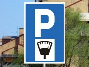 Slika uz pitanje: Saobraćajni znak prikazan na slici označava