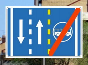 Slika uz pitanje: Saobraćajni znak prikazan na slici označava