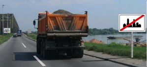 Slika uz pitanje: U situaciji prikazanoj na slici